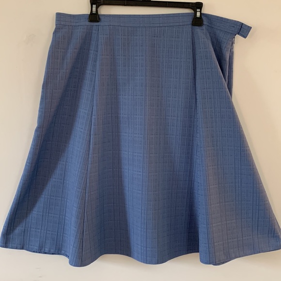 2 piece skirt set - Picture 8 of 10